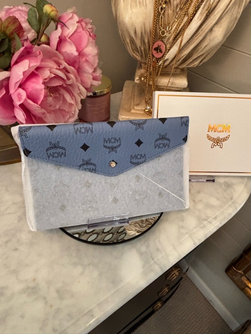 NIB MCM Women's snap envelope Clutch - Pink or Blue GWP - Picture 6 of 14